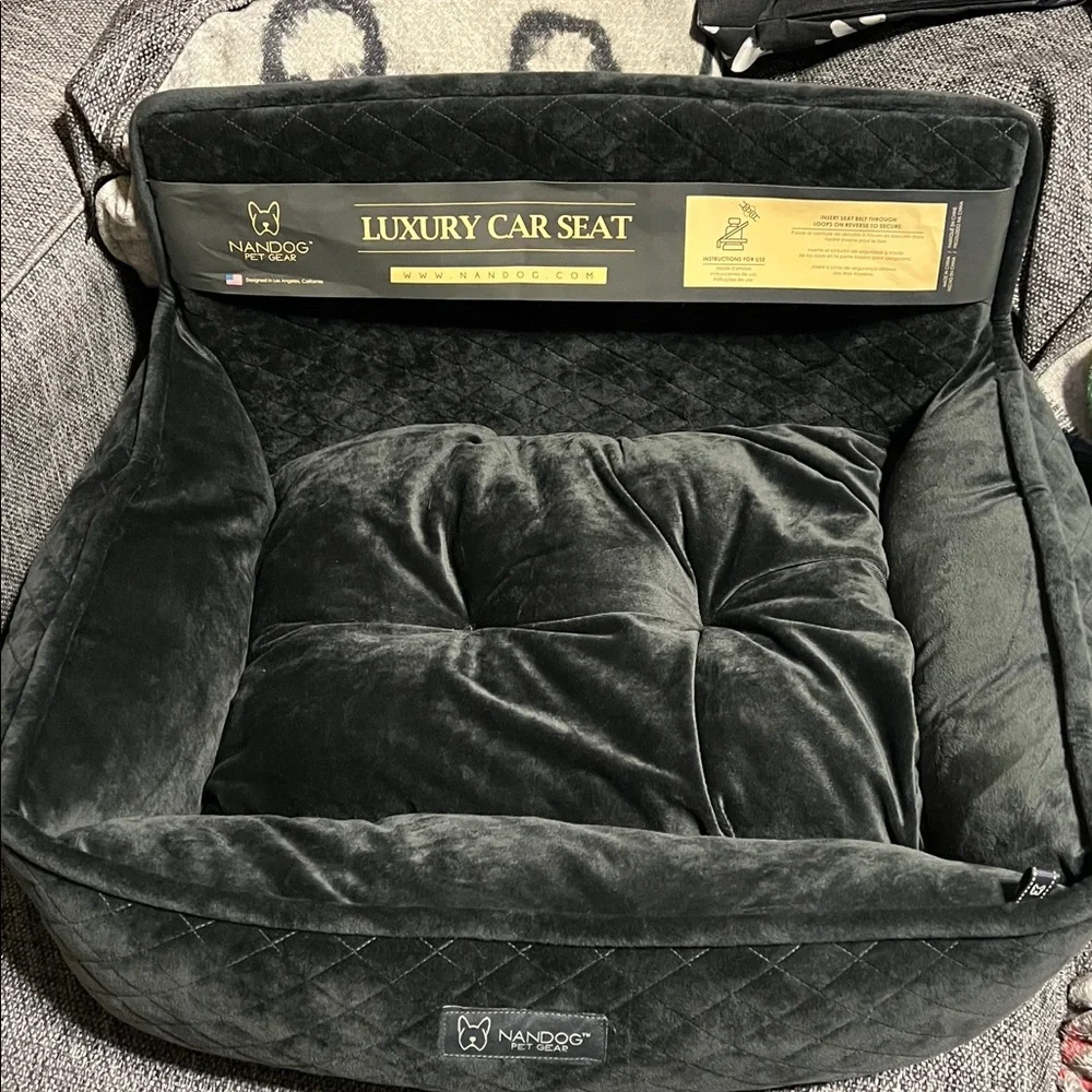 NWT Nandog Quilted Micro-Plush Dog Car Seat Bed, Dark Gray, Medium